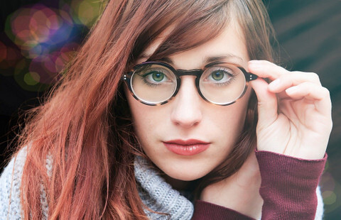 Do glasses make a difference to you as far as the opposite sex is concerned (whether they wear one or not)? ?