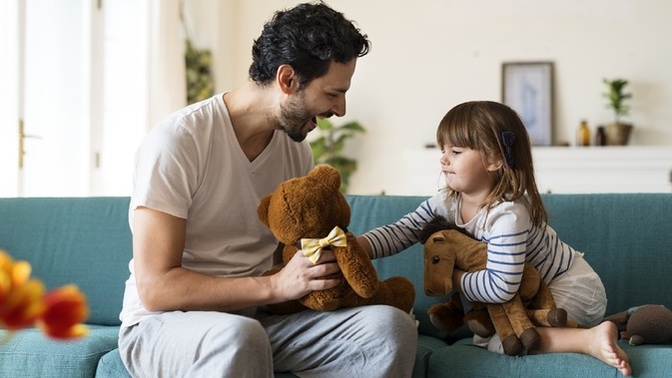 Do women find a single dad to be attractive?