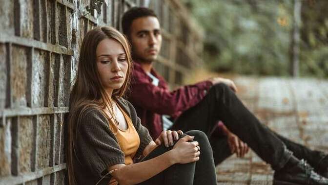 Can two people who both fear commitment have a healthy relationship together?