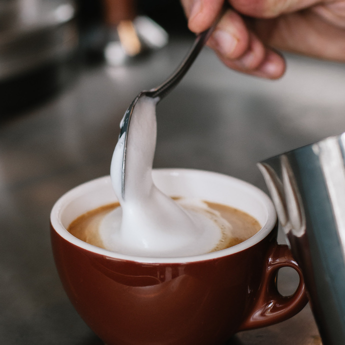 Science Question: If I Leave My Spoon in My Hot Coffee (or Beverage), Is It Pulling Heat or Helping to Retain Heat?