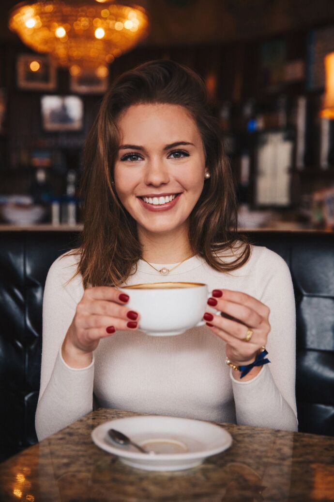 Science Question: If I Leave My Spoon in My Hot Coffee (or Beverage), Is It Pulling Heat or Helping to Retain Heat?