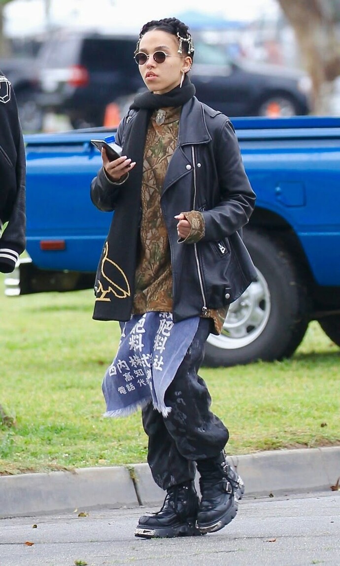 What is your favourite style on a woman?