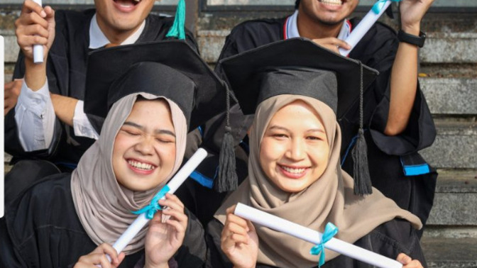 Is study engineering in India an impossible task?