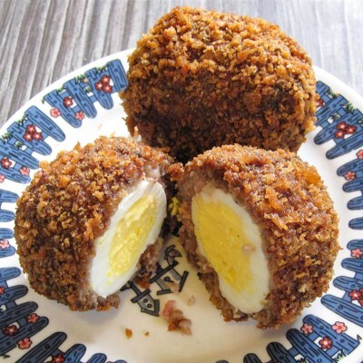 Scotch egg vs Gala pie. Whos the meaty eggy winner?