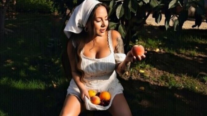 Do you have any fruit in your garden? If so, which fruit would you give me?