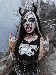 Adults, if you were a teen again right now how would you dress yourself?