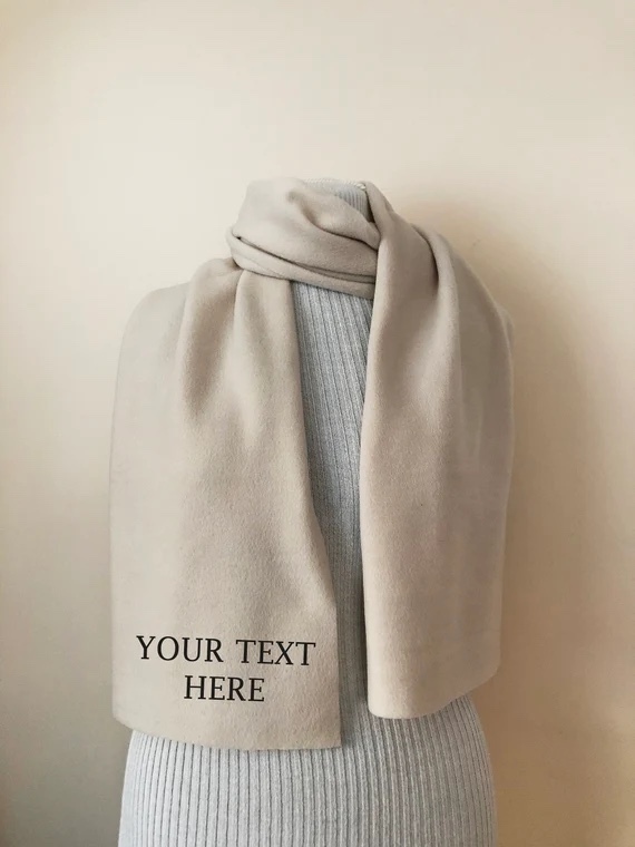 What is the best material for a scarf?