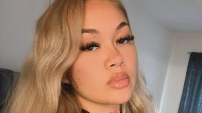 What do you think is her ancestral background?