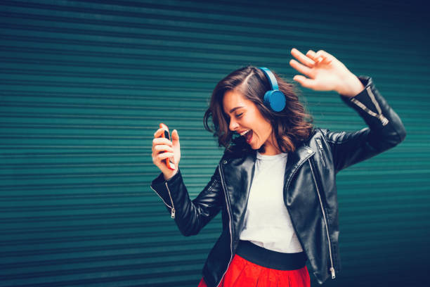On average, how often do you dance (if at all)?