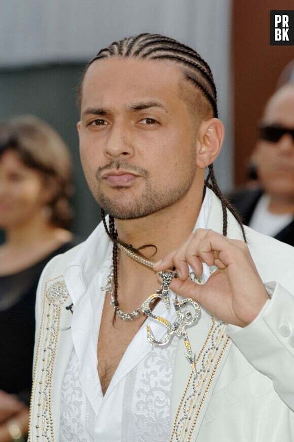 What do Jamaican people look like?