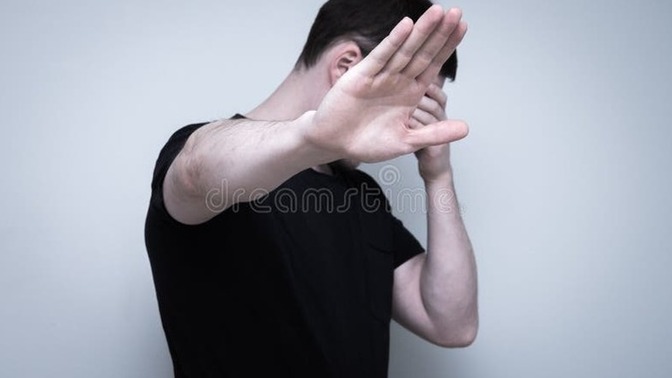 Do women find it annoying when men don't feel like they are attractive guys?