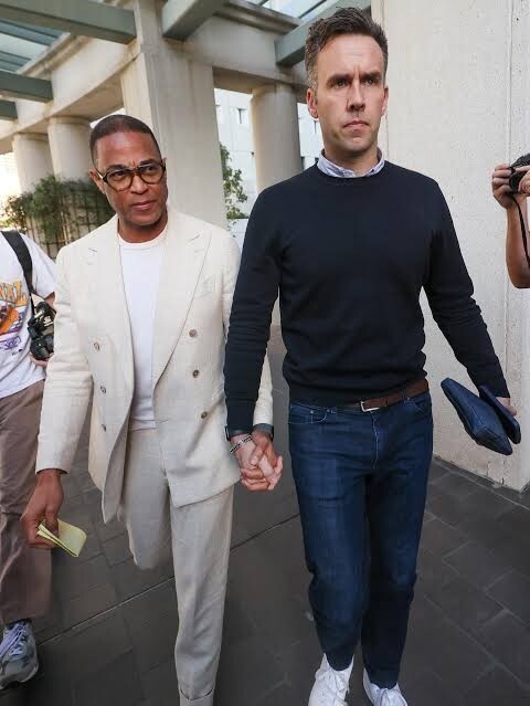 Am I racist for thinking Don Lemon is special 🍋?