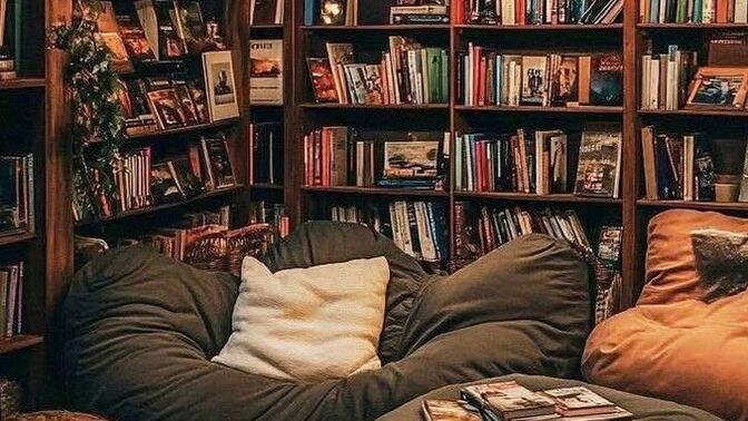 Do you think that you are a good reader, so what's your favorite book?