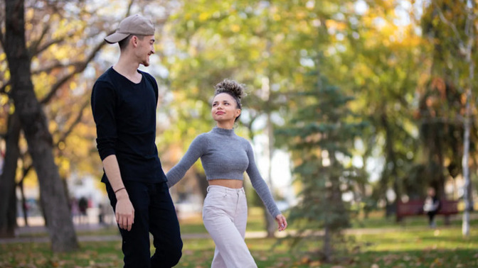 Why do men think being tall makes them attractive?