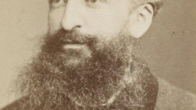 Have you read Gustave Le Bon's work?