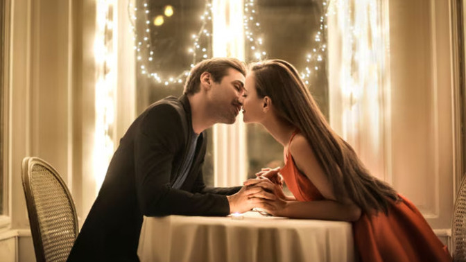 Is it true or false that a kiss can change your mind about someone?