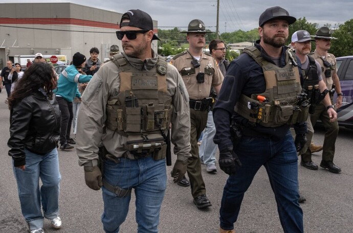 What if ICE agents stopped wearing masks?
