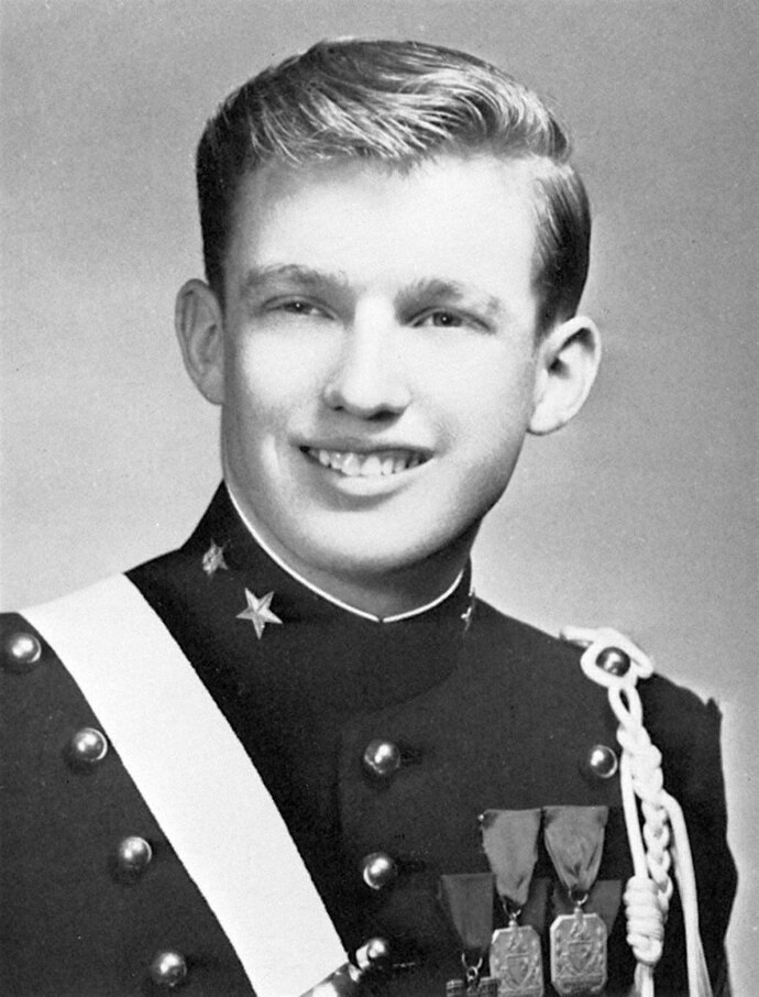 Why can't people understand that looks are subjective, when I say that I think Trump is good looking and sexy?