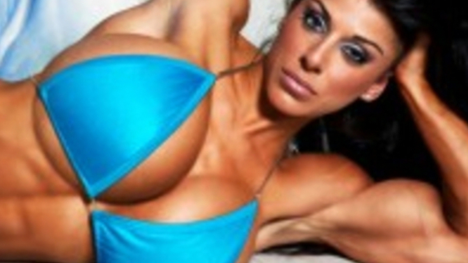 Girls, what do you think of this muscular woman dont you want to be like this?