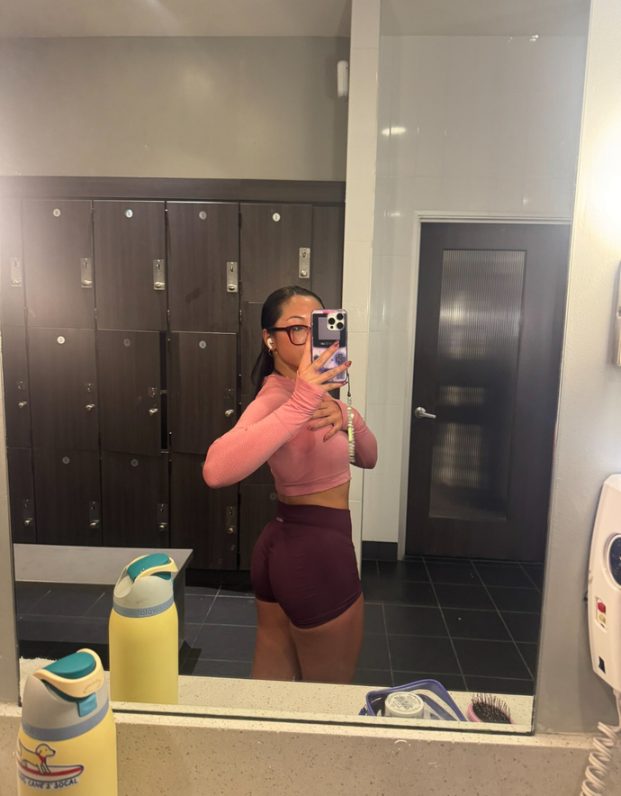 Do you prefer working out alone or with someone who pushes you?