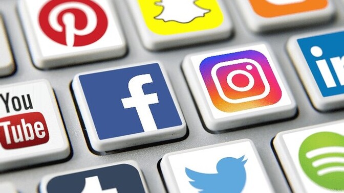 Do you think now day's everyone have a secret life at Social media?