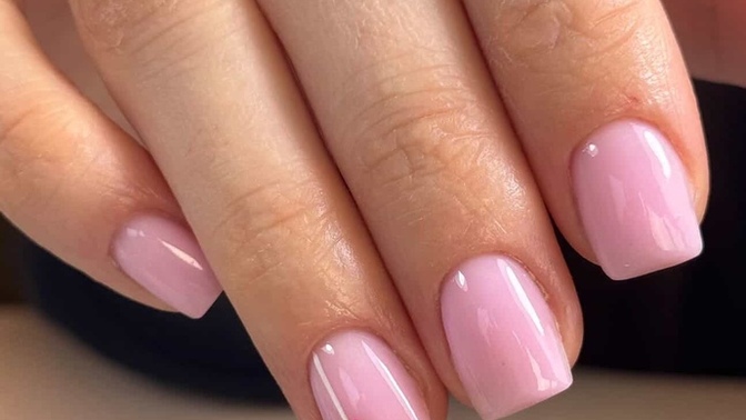 Ladies and gentlemen, what do you think of my manicure?