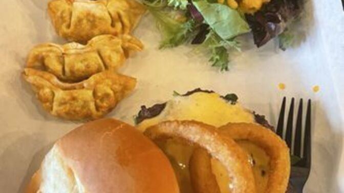 Have you ever been to a Japanese style burger restaurant?