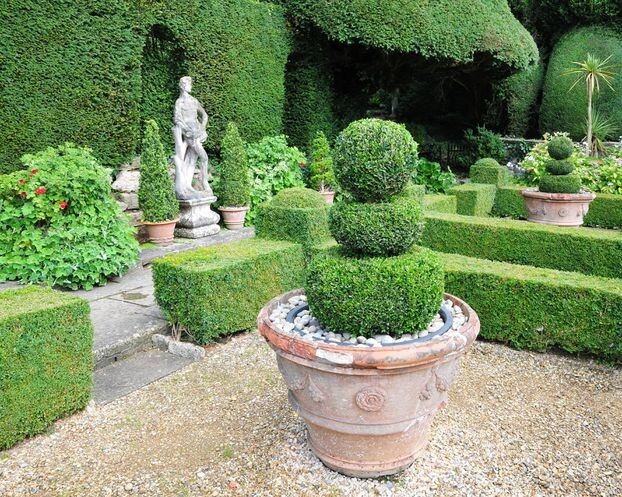 Which of these garden styles do you prefer?