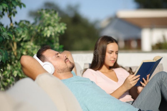 Can you date someone with different hobbies than your own?
