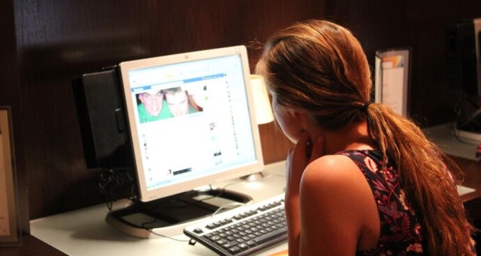 Ever browse gag while at work?