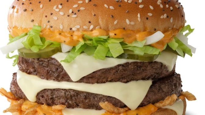Would you actually try this 1,000-calorie burger?