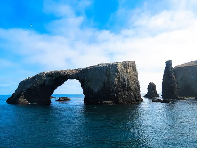 Which of these U.S. archipelagos seem more interesting/would you prefer to visit?
