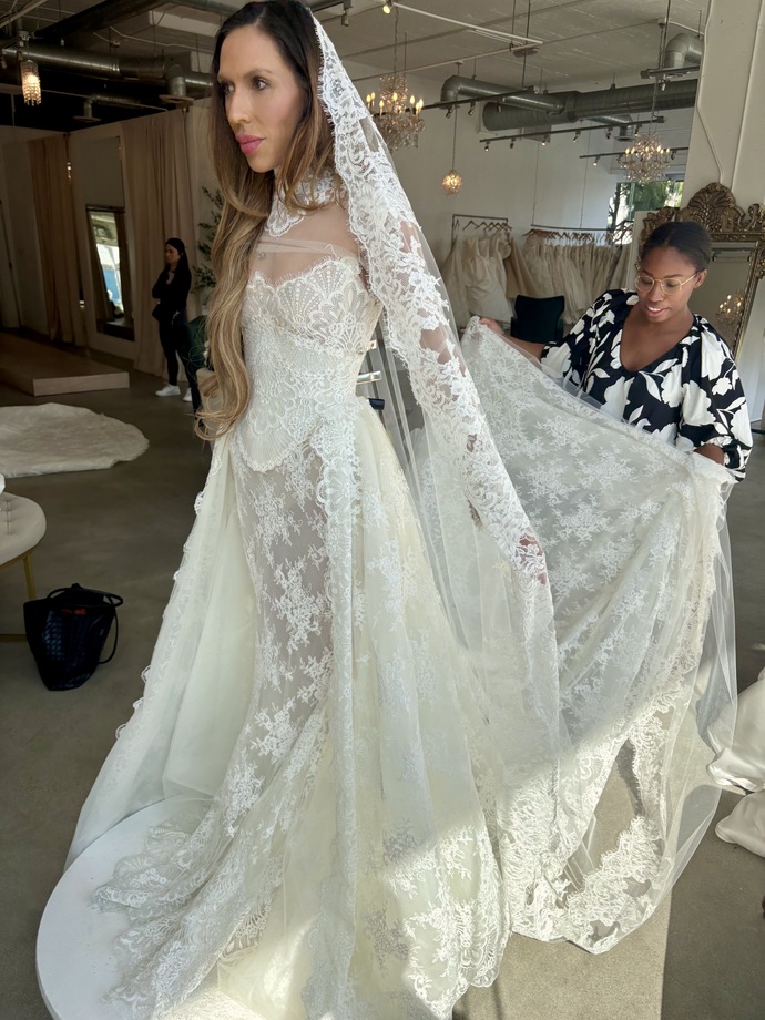 Does this wedding dress actually have the wow factor on me or is it meh?