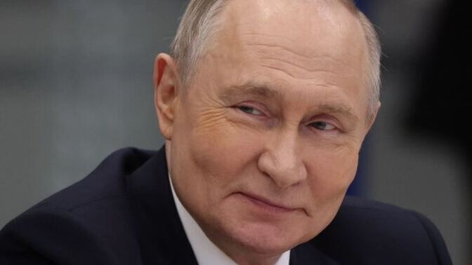 Did the war between the U. S. and Iran end up benefiting Russia? Can Russia now sell its oil at higher prices—has its position become stronger?