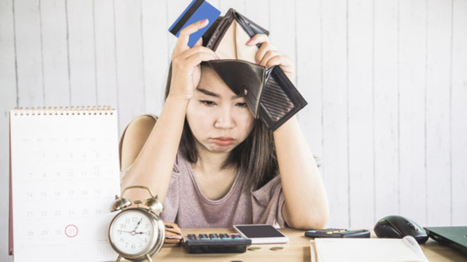 Is anyone else struggling to make ends meet in this brutal economy?
