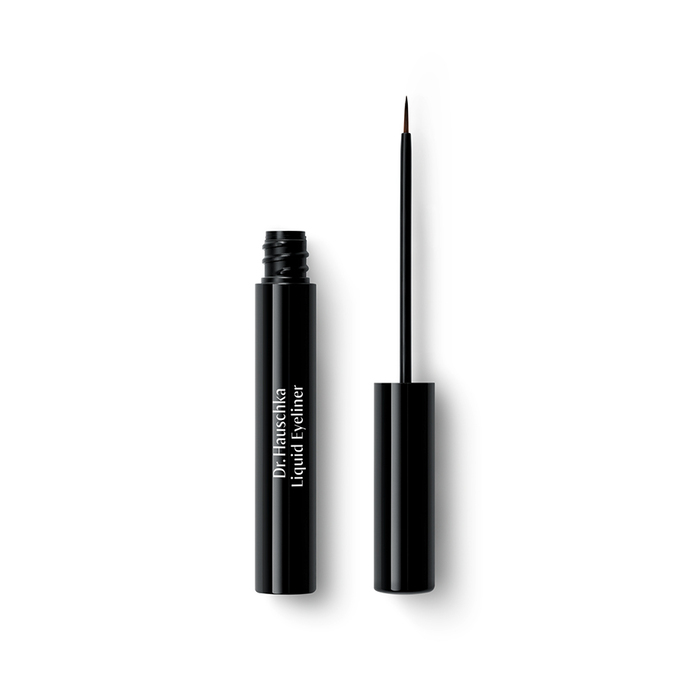 Ladies, what is your favorite type of eyeliner to use and why?
