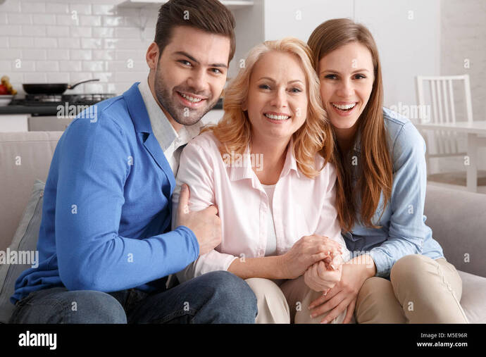 How do you get along with a difficult mother-in-law before baby arrives?