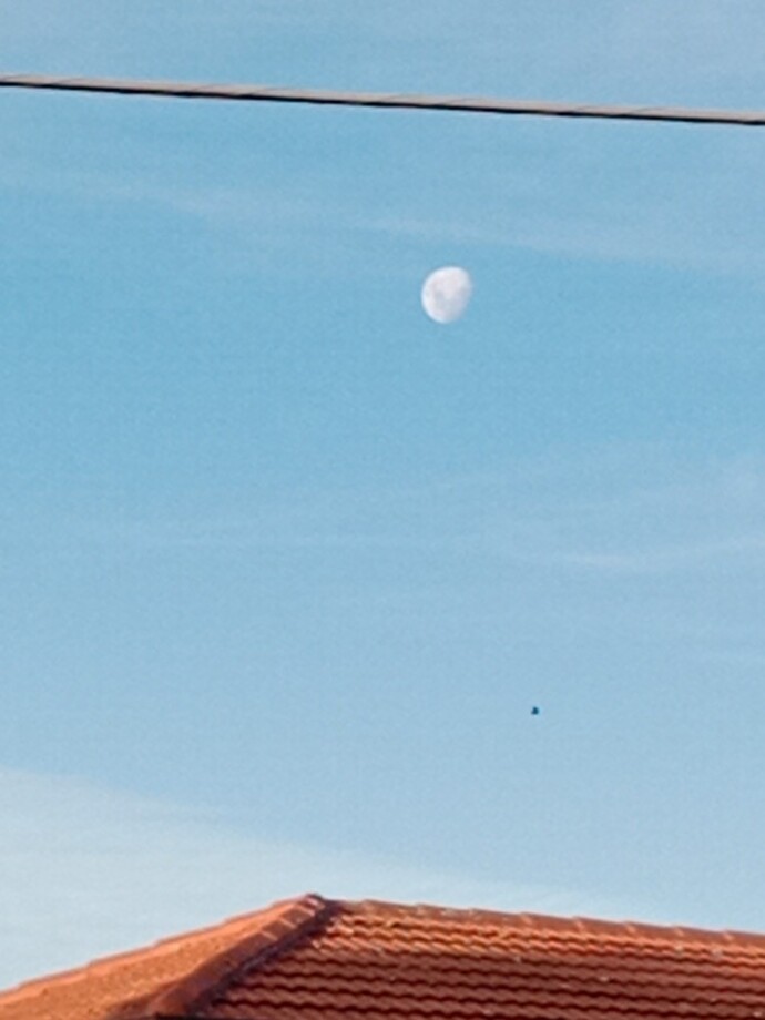 Do you like watching when the Moon appears?