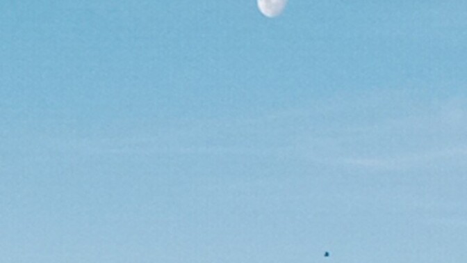 Do you like watching when the Moon appears?