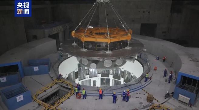 Can humanity safely transition to new energy like nuclear fusion together?