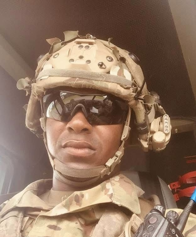 His kids think he’s the best father in the world! So do I! I damn sure do! GoArmy