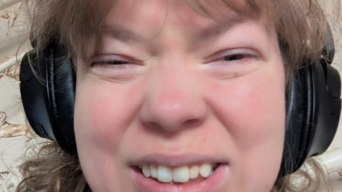 Why can I make gaming friends easily but struggle to find a long-term boyfriend?