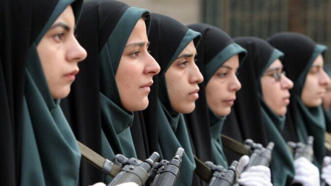 If Iran had a type of 2nd amendment and their citizens were packing heat, would they be in a better position to liberate themselves?