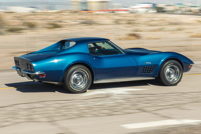 White or red for a classic Corvette C3—what color should I pick?