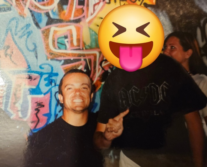 Have you ever seen a midget in person?