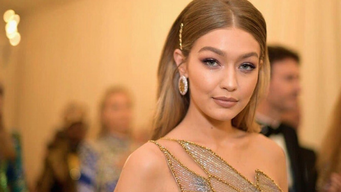 Do I need heavy makeup for a formal gala if I rarely wear it?
