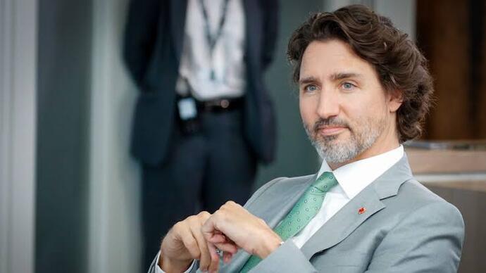 Can you actually name a beautiful or handsome politician?