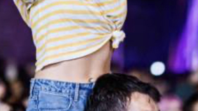 Is it rude concert etiquette to sit on my boyfriend’s shoulders and block others’ view?