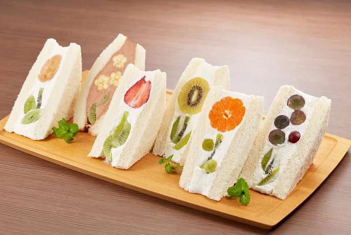 Japanese fruit sandwiches