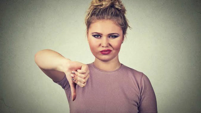 What are the harsh, honest signs that a girl is unattractive?